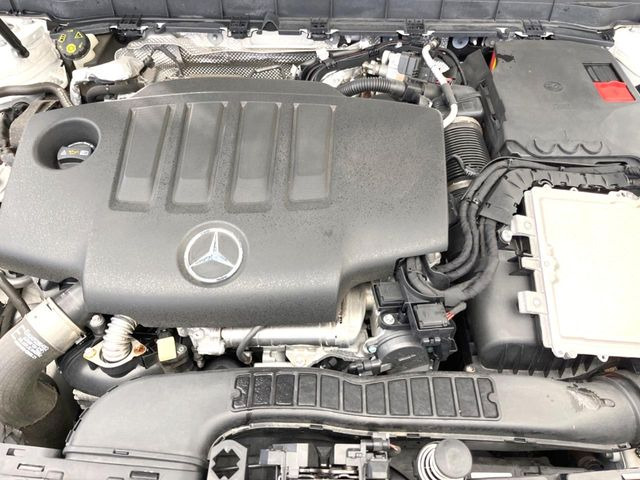 ●当店では、各メーカーの専用診断テスターを導入。国家資格を持つテクニカルスタッフも常駐しておりますので、万が一の際にも安心してご利用いただけます。