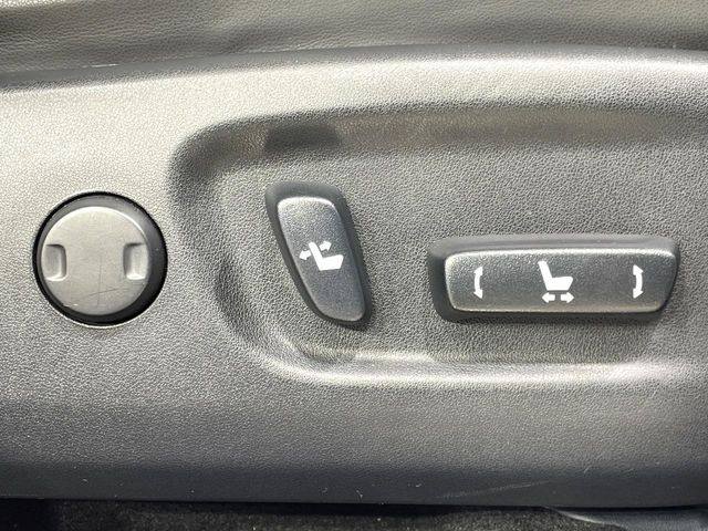 �y�p���[�V�[�g�z�X�C�b�`��ŊȒP�ɃV�[�g�̔��������\!�d��������͂�����܂���!���K�ȃV�[�g�|�W�V�����ɃZ�b�g���āA���K�ȃh���C�u�����y���݂��������B