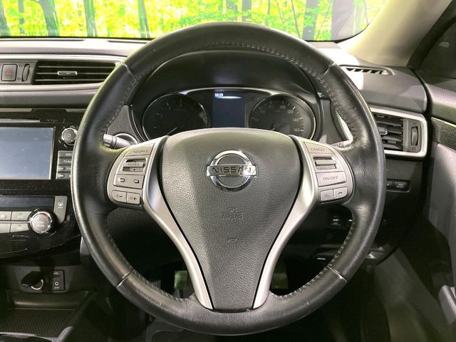 �y�����v�����X�e�A�����O�z�㎿�Ȋv���g�p���邱�ƂŁA��ɂ����������݂ƂĂ��^�]���₷���n���h���ł���