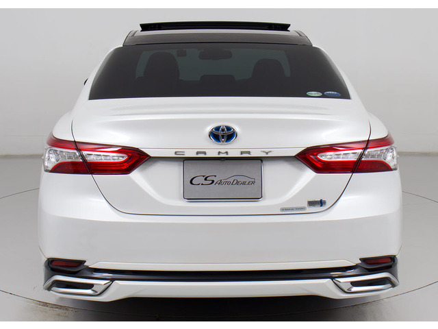 ★モデリスタエアロ装備!!大人気の純正エアロ!純正の良さを残しつつ上品な印象に仕上がっております!