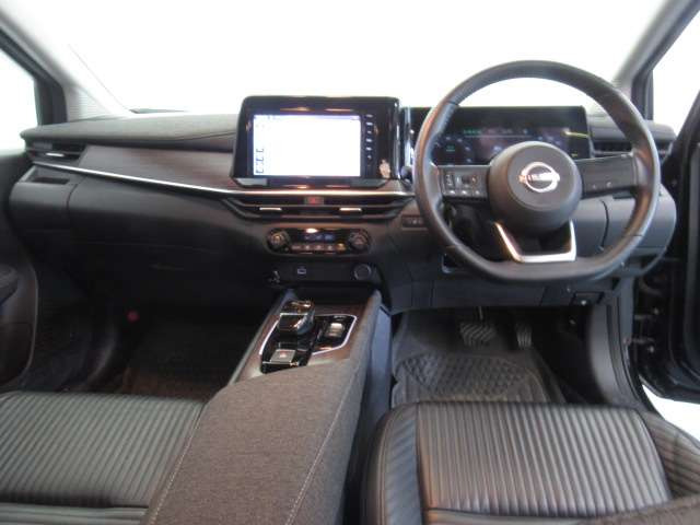 ノートオーラ1.2 G レザーエディション