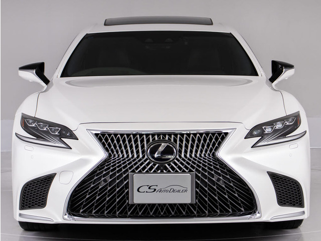 衝突軽減ブレーキやアクセル踏み間違い防止機能、レーンキープアシストなど充実の安全装備レクサスセーフティシステム+A完備!