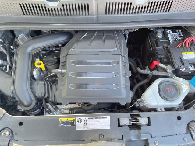 �����X�ł́A�e���[�J�[�̐�p�f�f�e�X�^�[�𓱓��B���Ǝ��i�����e�N�j�J���X�^�b�t���풓���Ă���܂��̂ŁA������̍ۂɂ����S���Ă����p���������܂��B