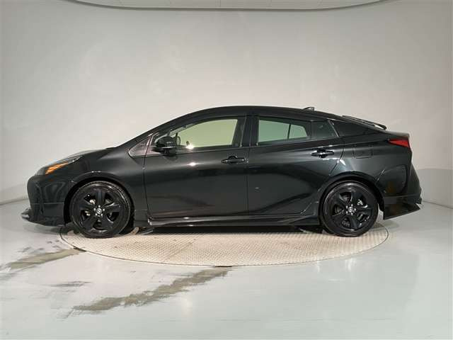 プリウス1.8 S ツーリングセレクション ブラックエディション