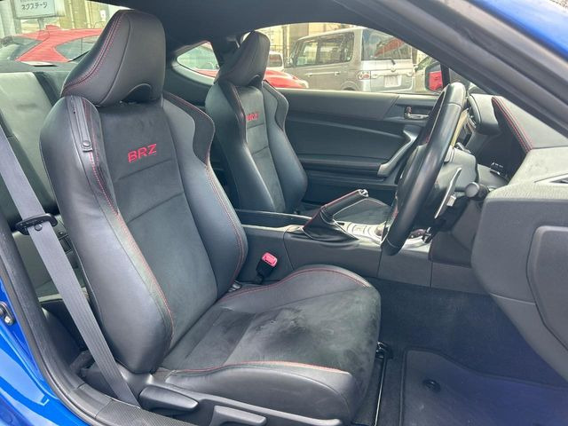 �y�I�v�V�����A���J���^�[���R���r�V�[�g�z�z�[���h���ɗD��A�J�[�u���̑̂������}�����Ă���܂��B�܂��A�̂Ƀt�B�b�g���邩�獘��w�������ɂ����A�����O�h���C�u�⍂�����s�ł����K�ɂ��߂������������܂���