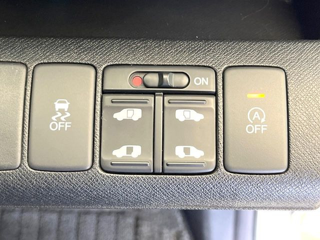 �y�����p���[�X���C�h�h�A�z�X�}�[�g�L�[��^�]�Ȃ̃X�C�b�`�Ō�ȗ����X���C�h�h�A�̊J���\���d��������͂����ăh�A���J����K�v�������A�����Ȃ��q�l�ł��ȒP�ɊJ���߂ł����K�ł���