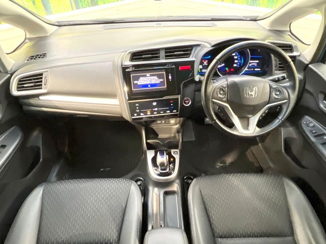 フィット1.5 ハイブリッド Lパッケージ