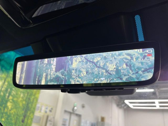 �y�f�W�^���C���i�[�~���[�z��Ȃ̑傫�ȉו��⓯��҂Ō�����m�F���Â炢���ł����S!�J�������B�e�����ԗ�����̉f�������[���~���[���ɕ\���B�N���A�Ȏ��E�ŏ󋵂̊m�F���\�ł�!