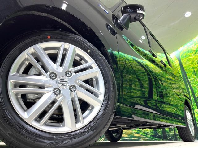 【純正15インチアルミホイール】外観にマッチした純正アルミホイールを装着しております。各種社外アルミホイールや、スタッドレスタイヤも取扱いしております。是非ご相談ください♪