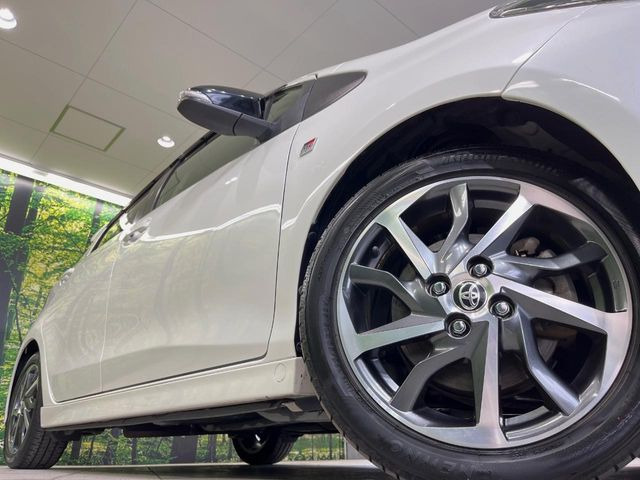 �y����16�C���`�A���~�z�C�[���z�O�ςɃ}�b�`���������A���~�z�C�[���𑕒����Ă���܂��B�e��ЊO�A���~�z�C�[����A�X�^�b�h���X�^�C�����戵�����Ă���܂��B���񂲑��k����������