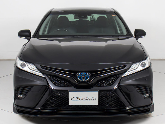 禁煙車です!室内は嫌なニオイも無く、すごく綺麗な状態です!禁煙車・・特にセダンタイプのお車では少ないですよね!!タバコのニオイが苦手なお客様必見です!快適にご乗車頂けます!!