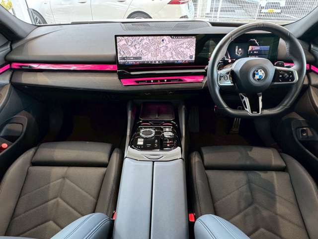 5シリーズセダン523d xドライブ Mスポーツ 4WD