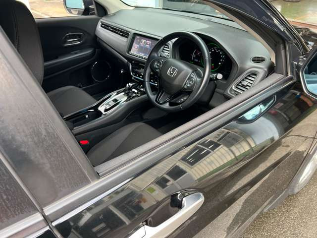 ヴェゼル1.5 ハイブリッド X ホンダセンシング