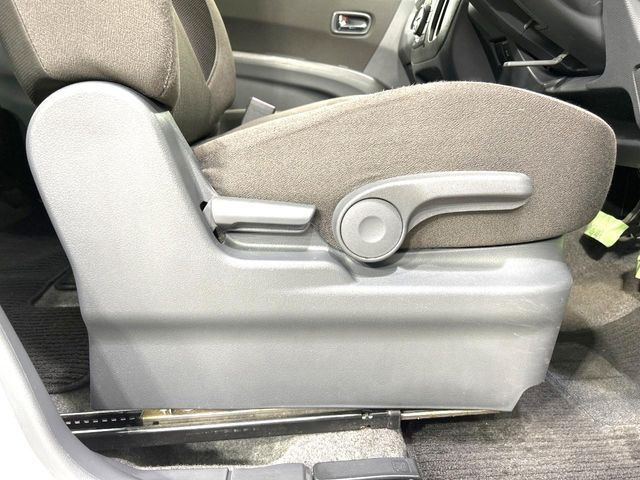 �y�V�[�g���t�^�[�z�V�[�g���ʂ̈ʒu���㉺�ɒ����ł���V�[�g���t�^�[�𑕔��B�啿�ȕ��������ȕ����œK�ȃh���C�r���O�|�W�V�����ŉ^�]�ł��܂��B