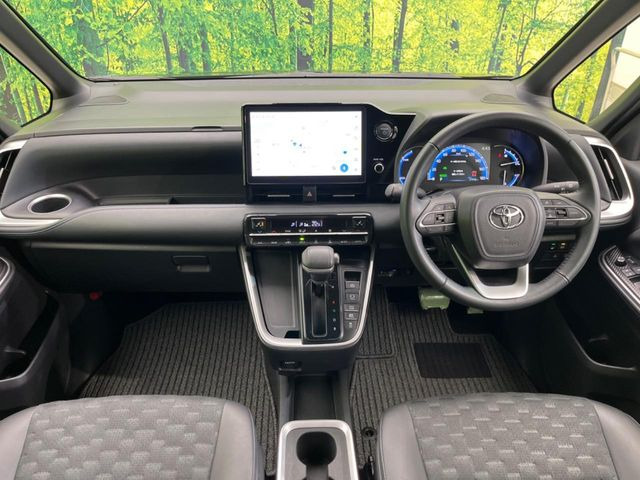 ヴォクシー1.8 ハイブリッド S-Z