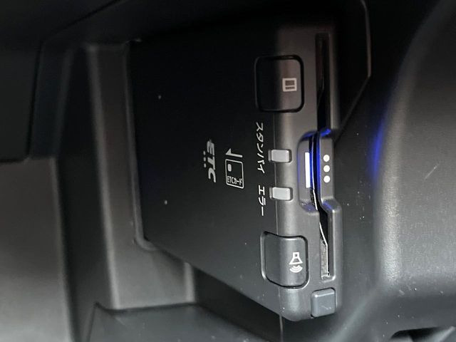 【ETC】高速道路の料金所をストレスなく通過!話題のスポットやサービスエリアに多い「スマートIC」利用時は必須のアイテムです。当店でセットアップを実施、ご納車当日からすぐにご利用いただけます!