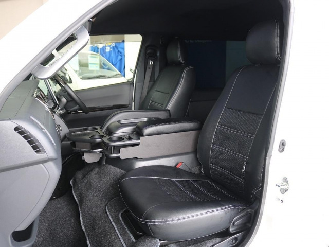 ハイエースバン2.8 スーパーGL ワイド ダークプライムII ロング ミドルルーフ  ディーゼル