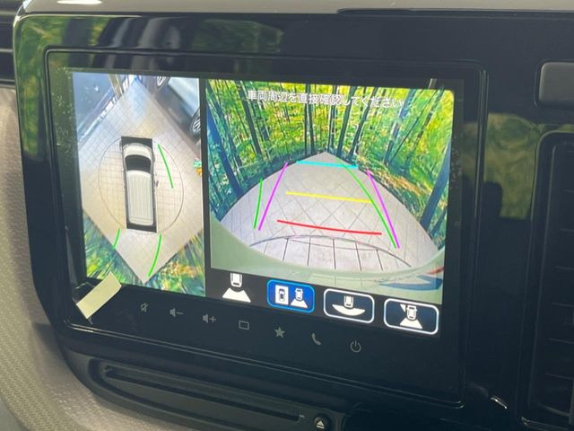 【全方位モニター用カメラ】専用のカメラにより、上から見下ろしたような視点で360度クルマの周囲を確認することができます☆死角部分も確認しやすく、狭い場所での切り返しや駐車もスムーズに行えます。