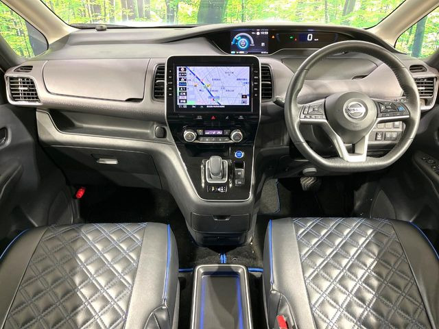 セレナ1.2 e-POWER ハイウェイスターV