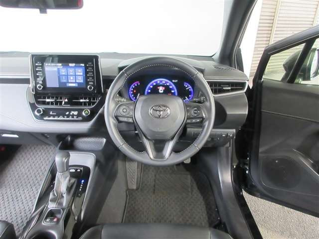 カローラツーリング1.8 ハイブリッド W×B