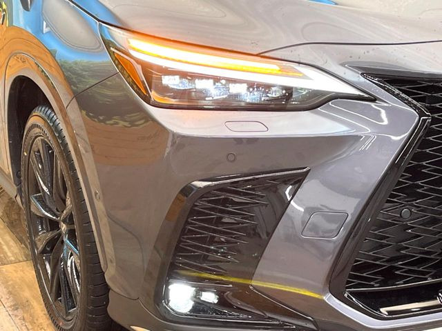 �y�O��LED�w�b�h���C�g�z�X�^�C���b�V���Ȍ����ڂ̎O��LED�w�b�h���C�g�𑕔���X�^�C�������łȂ��A��Ԃ̑��s�����E�ǍD�ň��S���Ă���肢�������܂��B