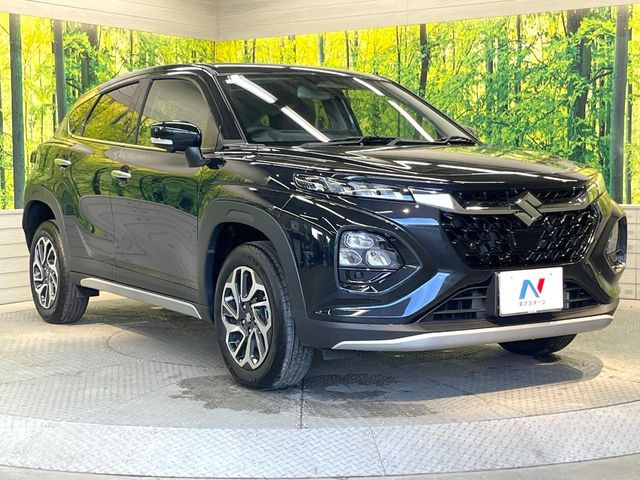 高透明度のガラス皮膜で撥水はもちろん、上質なツヤ・光沢を実現。紫外線や酸性雨から大切な愛車を保護し、色あせ・劣化を防止。「弾スプラッシュコート」、「弾プリミッサコート」からお選びいただけます。