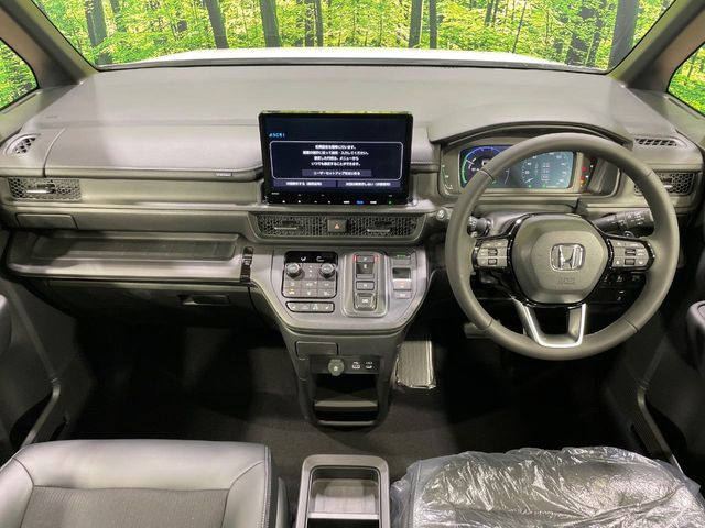 ステップワゴン2.0 e:HEV スパーダ