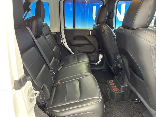 ���㕔���Ȃ��C�ɂȂ�悤�ȃL�Y�E�����ւ��蓙�A�傫�ȃ_���[�W�͂Ȃ��A�ǍD�ȏ�Ԃł��B