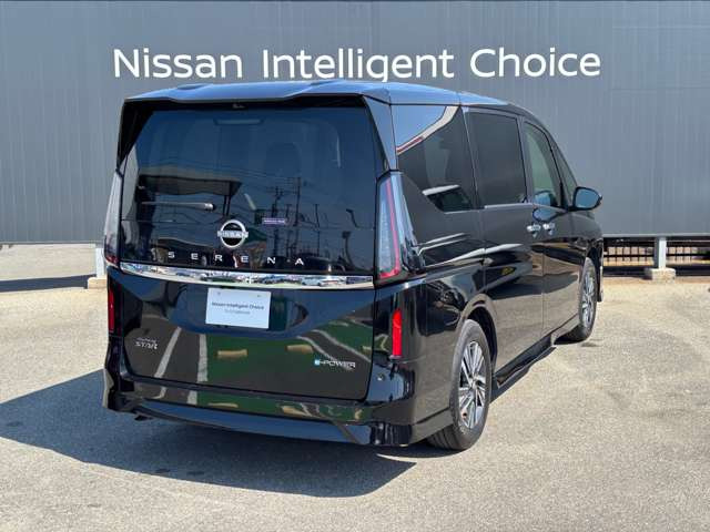 セレナ1.4 e-POWER ハイウェイスターV