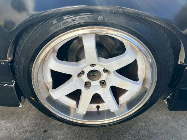 気になるお車がありましたら右の電話番号から直接お店にお問い合わせください。支払方法から車両情報、状態までなんでもご説明させて頂きます。スタッフ一同ご連絡お待ちしております。