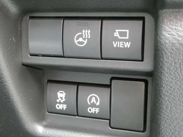 ステアリングヒーター完備!シートヒーターと同時使用で更に快適♪