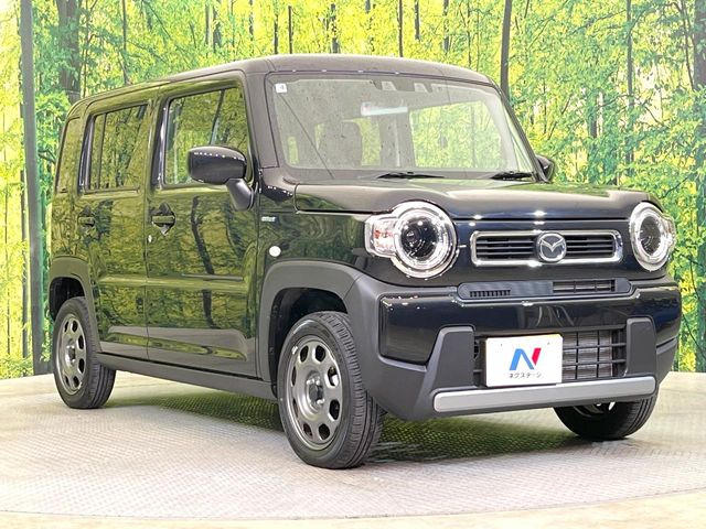 高透明度のガラス皮膜で撥水はもちろん、上質なツヤ・光沢を実現。紫外線や酸性雨から大切な愛車を保護し、色あせ・劣化を防止。「弾スプラッシュコート」、「弾プリミッサコート」からお選びいただけます。