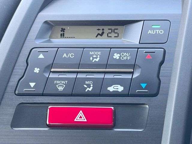 �y�I�[�g�G�A�R���z��x���D�݂̉��x�ɐݒ肷��΁A�ԓ��̉��x�����m�����ʂ≷�x�������Œ����B����&hellip;����&hellip;�Ɖ��x���X�C�b�`���������K�v�͂���܂���B���K�Ȏԓ���Ԃɂ͕K�{�̋@�\�ł��ˁ�