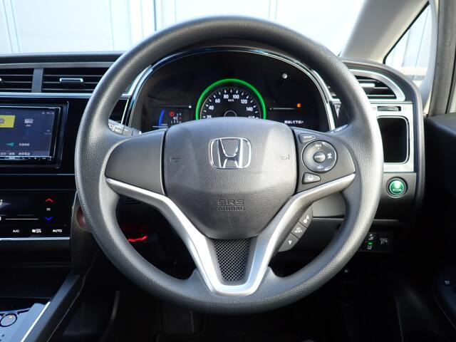 �X�e�A�����O�͂ƂĂ����ꂢ�ȏ�Ԃł��B