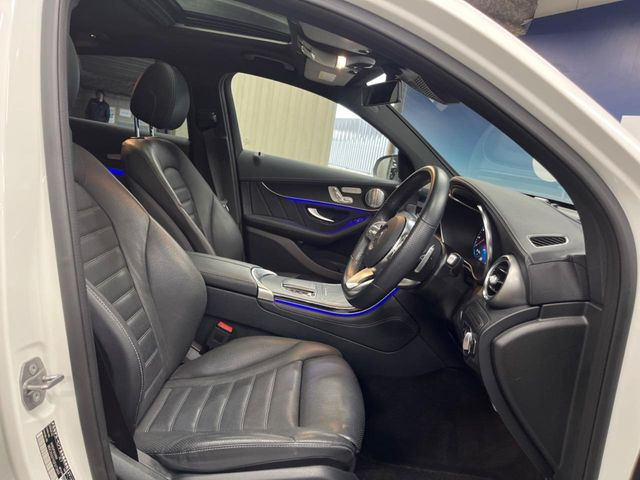 ●レザーシート:高級感漂うブラックレザーシートは、使用感も少なく良好なコンディションを保っております!その他、気になる箇所がございましたらお気軽にお問合せ下さい!