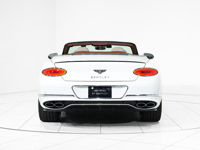 コンチネンタルGTコンバーチブルV8 4WD