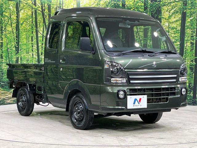 高透明度のガラス皮膜で撥水はもちろん、上質なツヤ・光沢を実現。紫外線や酸性雨から大切な愛車を保護し、色あせ・劣化を防止。「弾スプラッシュコート」、「弾プリミッサコート」からお選びいただけます。