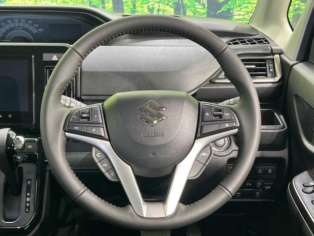 �y�����v�����X�e�A�����O�z�㎿�Ȋv���g�p���邱�ƂŁA��ɂ����������݂ƂĂ��^�]���₷���n���h���ł���