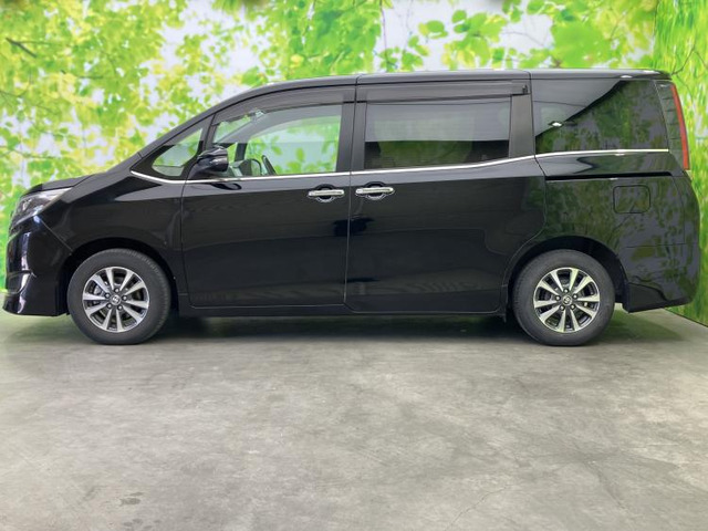 エスクァイア2.0 Gi プレミアムパッケージ ブラックテイラード