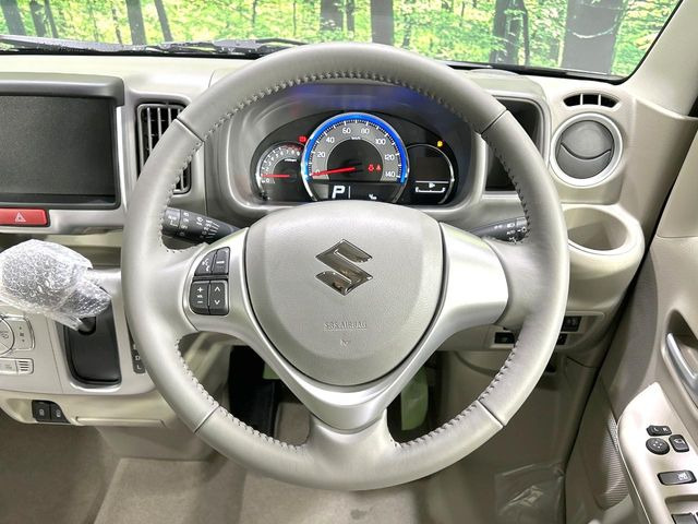 �y�����v�����X�e�A�����O�z�㎿�Ȋv���g�p���邱�ƂŁA��ɂ����������݂ƂĂ��^�]���₷���n���h���ł���