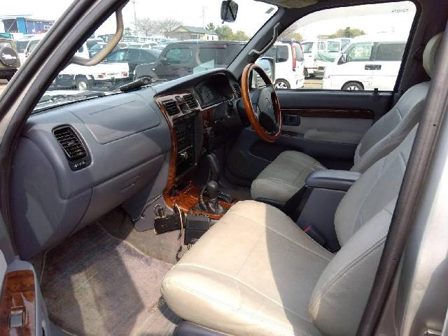 ハイラックスサーフ