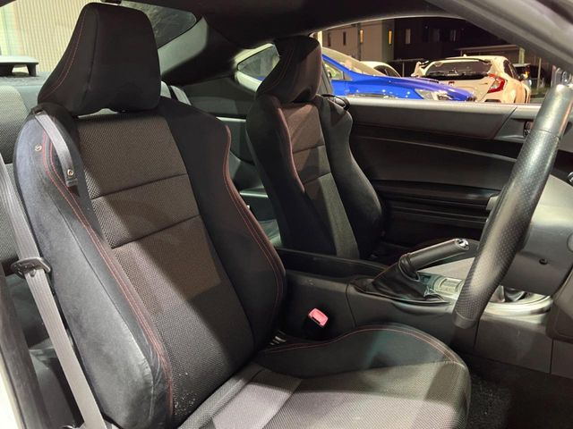 �^�]�ȃV�[�g���͎g�p�������Ȃ��A�ǍD�ȏ�ԂƂȂ��Ă��܂��B���J�Ɏg���Ă������Ƃ��悭�킩��܂��ˁB