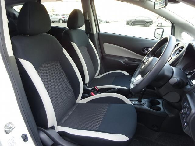 �^�]�Ȃ��傫�ȎC����Ȃ���ԗǍD�ł��B