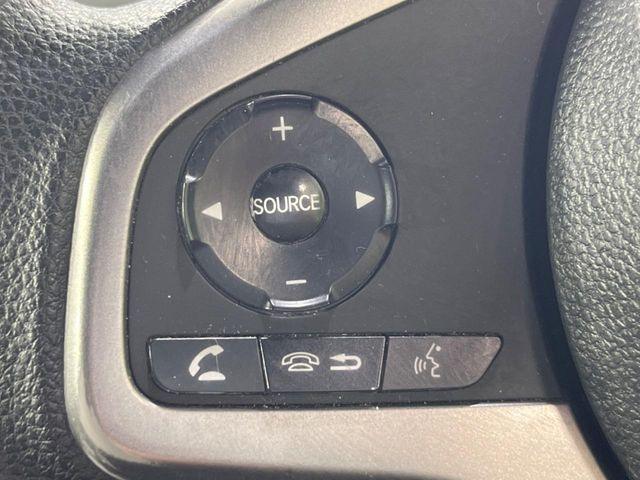 �y�X�e�A�����O�X�C�b�`�z�^�]���A�O������ڐ������炷���ƂȂ��A�I�[�f�B�I���̑��삪�\�ȕ֗��@�\!���S&���K�ȃh���C�u�����o���Ă���܂���