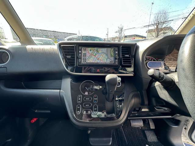 �i�r�������A�[���������y�E�f���������y���݂��������B