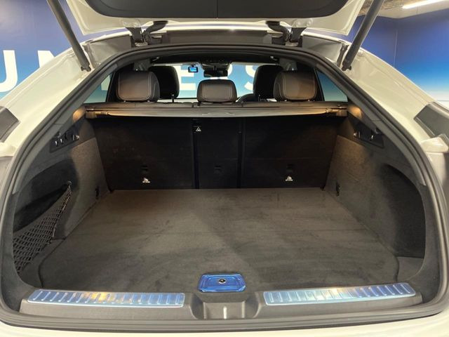 ●トランクルーム:趣味が広がる収容スペース!これだけの広さがあればお買い物やレジャーなどにも最適です!使用感も少なくきれいな状態を維持しております。