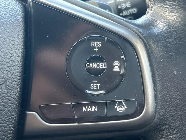 �y�z���_�Z���V���O�z���s���ɑO���̎ԗ�����F�����A�Փ˂������Ȏ��͌x��ƃu���[�L�ŏՓˉ���Ɣ�Q�y�����A�V�X�g�B�����S�Ƀh���C�u�����y���݂��������܂��B