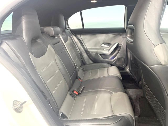 ���㕔���Ȃ��C�ɂȂ�悤�ȃL�Y�E�����ւ��蓙�A�傫�ȃ_���[�W�͂Ȃ��A�ǍD�ȏ�Ԃł��B