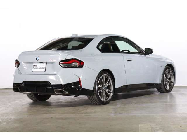 2シリーズクーペM240i xドライブ 4WD