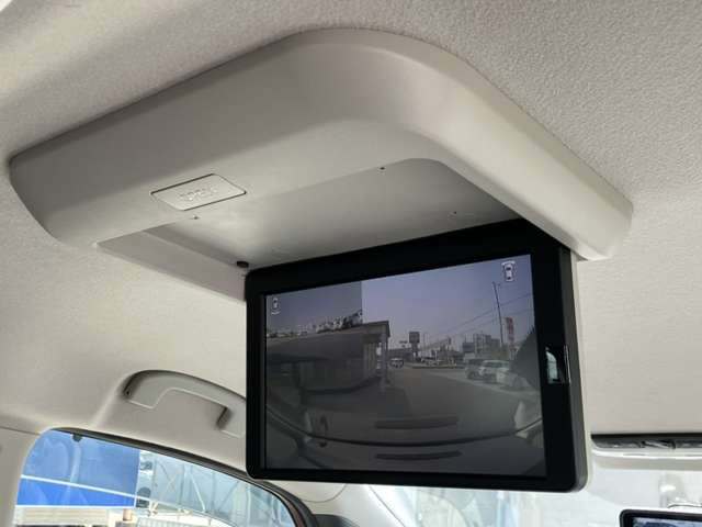 セレナ1.2 e-POWER ハイウェイスターV